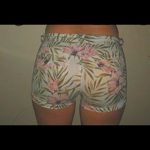 Aeropostale floral shorts